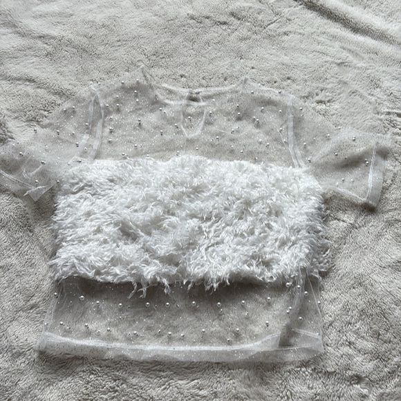 SHEIN White Snowy Top See Through Pearl Furry Size Medium - Picture 2 of 8